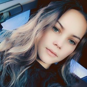 Meet your Posher, Juliann ;)